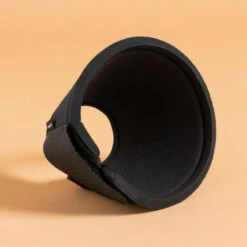 Cloches équitation Ouvertes Néoprène Cheval Et Poney - 100 Noires X2 -Maître Équestre cloches equitation ouvertes neoprene cheval et poney 100 noires x2 2