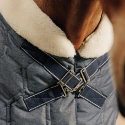 Couverture équitation écurie 300g Cheval Et Poney - Combo 300 Gris Moyen -Maître Équestre couverture equitation ecurie 300g cheval et poney combo 300 gris moyen 1