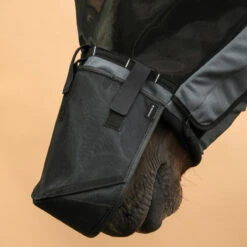 Masque Anti-mouche équitation Avec Arceau Cheval Et Poney - Gris Asphalte 14 Masque Anti-mouche équitation Avec Arceau Cheval Et Poney - Gris Asphalte -Maître Équestre masque anti mouche equitation avec arceau cheval et poney gris asphalte 4