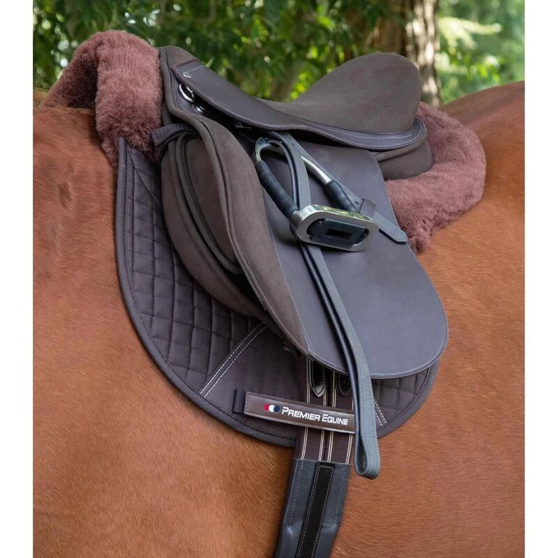 Tapis De Selle Amortisseur Mouton Synthétique Intégré Premier Equine GP/Jump Num 4 Tapis De Selle Amortisseur Mouton Synthétique Intégré Premier Equine GP/Jump Num – Image 2