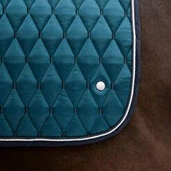 TAPIS DRESSAGE CHEVAL PETROLE SOMBRE 900 -Maître Équestre tapis dressage cheval petrole sombre 900 2