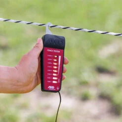 Testeur De Ligne Pour Clôtures équitation Cheval Et Poney - Ako 10KV 7 Testeur De Ligne Pour Clôtures équitation Cheval Et Poney - Ako 10KV -Maître Équestre testeur de ligne pour clotures equitation cheval et poney ako 10kv 2