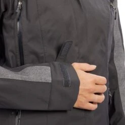 Veste Imperméable équitation Femme 500 Gris Foncé Et Motifs Chevron -Maître Équestre veste impermeable equitation femme 500 gris fonce et motifs chevron 5